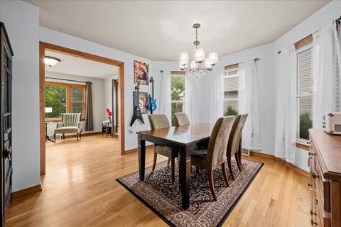 Tiny photo for 907 Illinois Avenue, St. Charles, IL 60174 (MLS # 12466025)