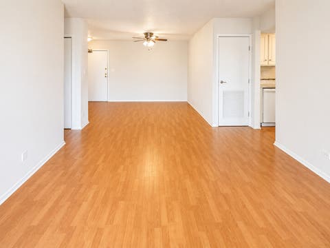 Tiny photo for 601 W Huntington Commons Road #302, Mount Prospect, IL 60056 (MLS # 12717907)
