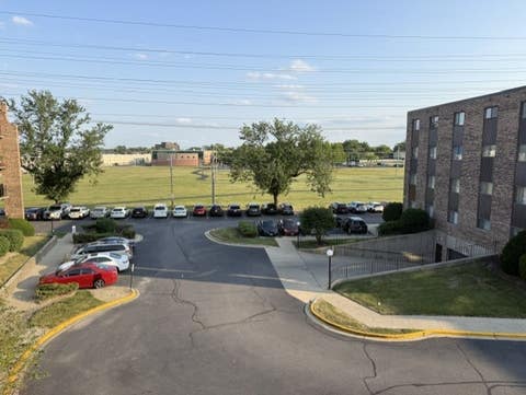 Tiny photo for 601 W Huntington Commons Road #302, Mount Prospect, IL 60056 (MLS # 12717907)