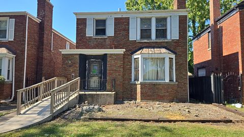 Photo of 8218 S Yates Boulevard, Chicago, IL 60617 (MLS # 12492932)