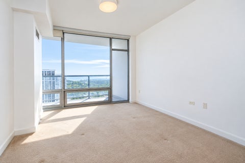 Tiny photo for 100 E 14th Street #1904, Chicago, IL 60605 (MLS # 12761324)