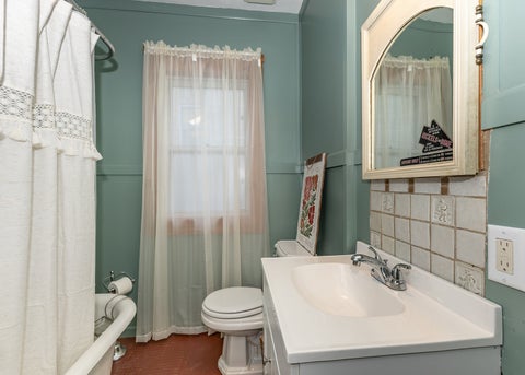 Tiny photo for 1402 28th Avenue, Moline, IL 61265 (MLS # 12779943)