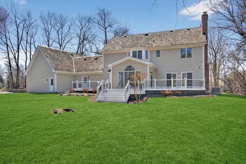 Tiny photo for 25138 N Pawnee Road, Barrington, IL 60010 (MLS # 12611349)