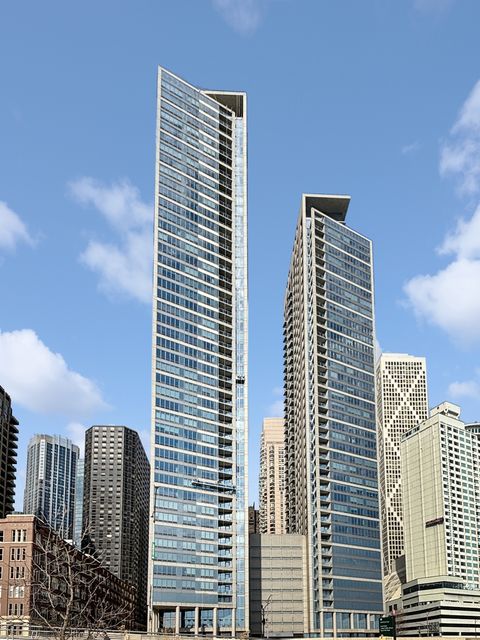 600 N Lake Shore Drive 1609 Chicago IL 60611