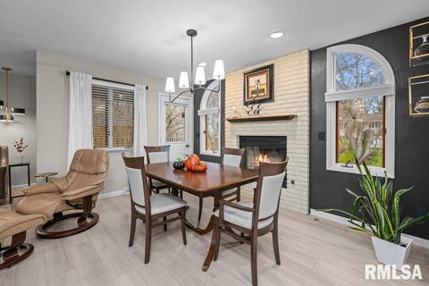 Tiny photo for 880 47TH Avenue #2, East Moline, IL 61244 (MLS # QC4269638)