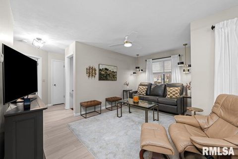 Tiny photo for 880 47TH Avenue #2, East Moline, IL 61244 (MLS # QC4269638)