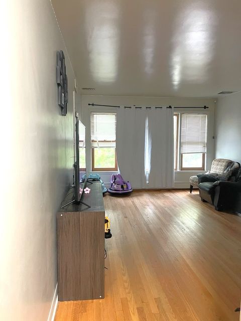 Tiny photo for 3036 Downing Avenue, Westchester, IL 60154 (MLS # 12490465)