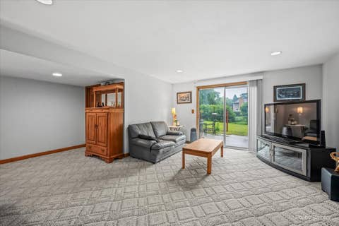 Tiny photo for 5 Andrew Lane, Schaumburg, IL 60193 (MLS # 12687593)