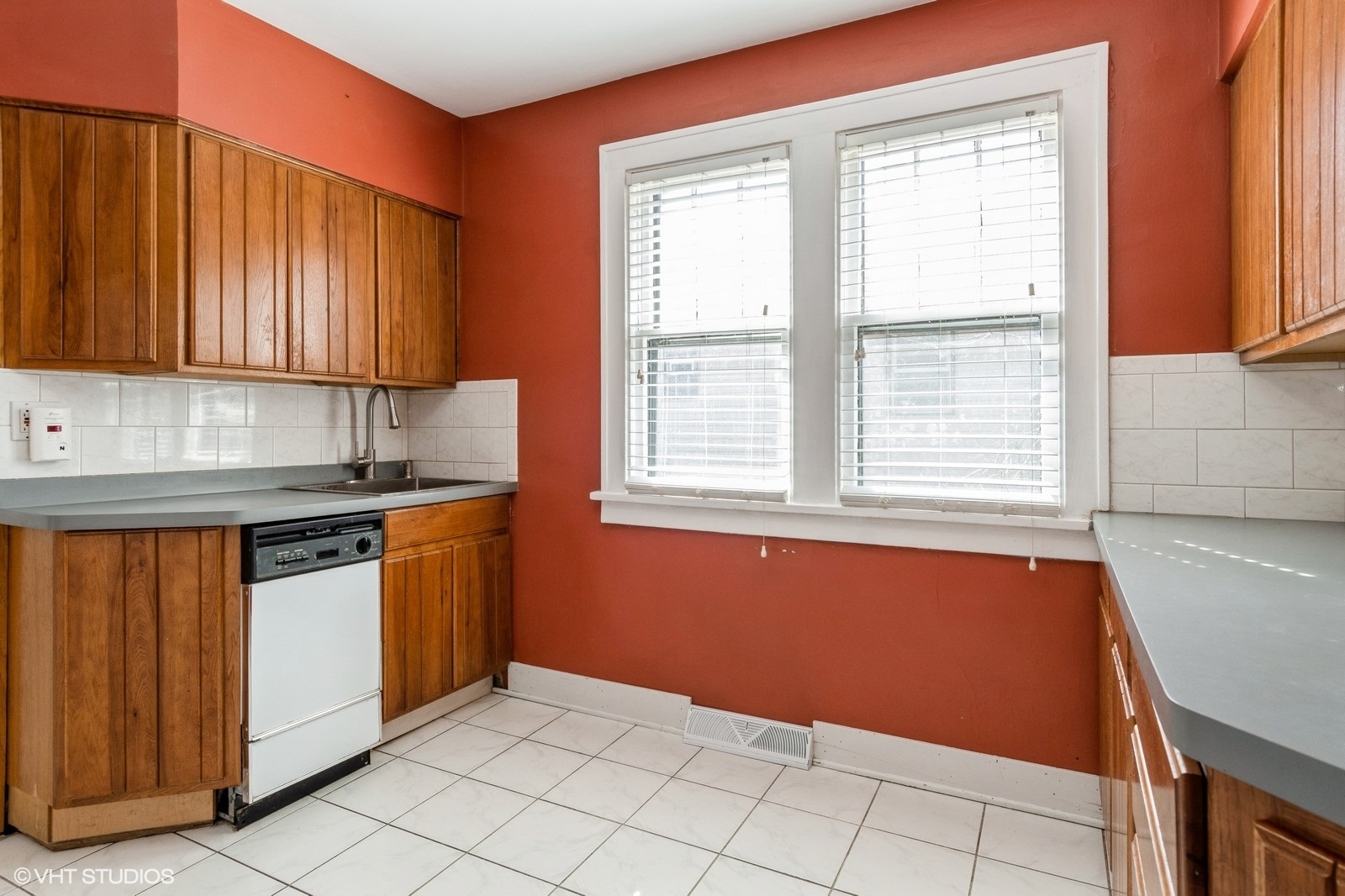 220 S Linden Avenue