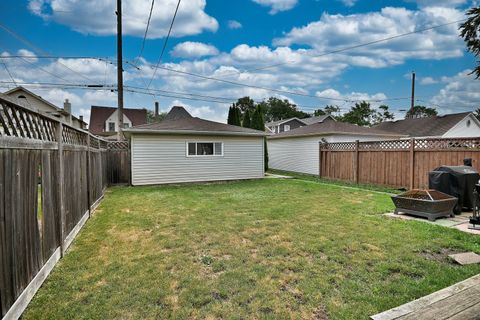 Tiny photo for 6727 N Oketo Avenue, Chicago, IL 60631 (MLS # 12493814)