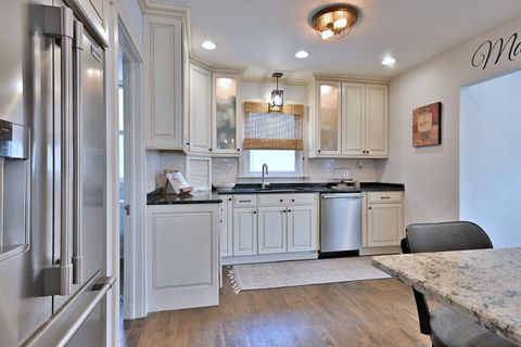 Tiny photo for 6727 N Oketo Avenue, Chicago, IL 60631 (MLS # 12493814)
