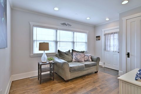 Tiny photo for 6727 N Oketo Avenue, Chicago, IL 60631 (MLS # 12493814)