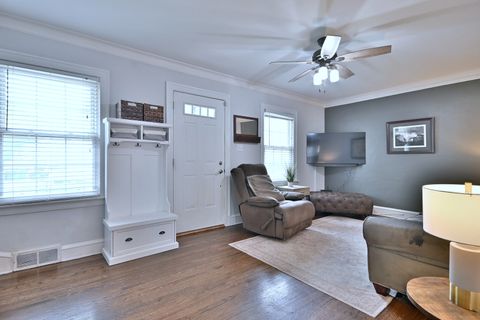 Tiny photo for 6727 N Oketo Avenue, Chicago, IL 60631 (MLS # 12493814)