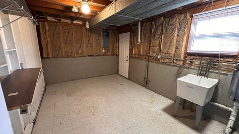 Tiny photo for 15612 Langley Avenue, South Holland, IL 60473 (MLS # 12487577)