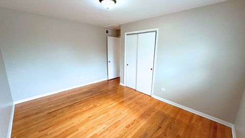 Tiny photo for 15612 Langley Avenue, South Holland, IL 60473 (MLS # 12487577)