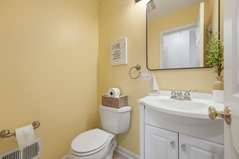 Tiny photo for 499 Carlsbad Trail, Roselle, IL 60172 (MLS # 12702903)