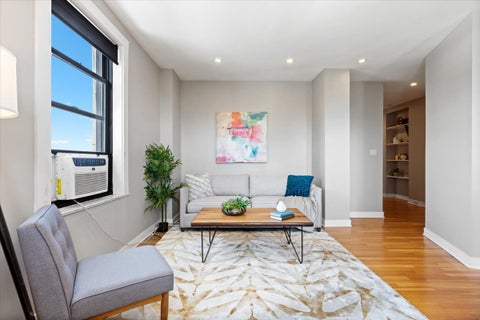 Tiny photo for 2000 N Lincoln Park West #1214, Chicago, IL 60614 (MLS # 12770874)
