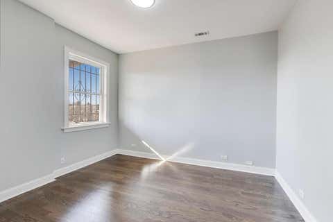 Tiny photo for 313 E 60th Street #4, Chicago, IL 60637 (MLS # 12736648)