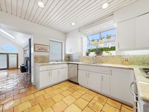 Tiny photo for 5919 N Bernard Street, Chicago, IL 60659 (MLS # 12634657)