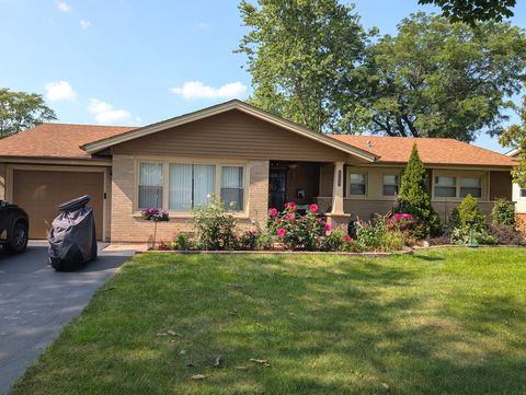 248 Clearmont Drive Elk Grove Village IL 60007