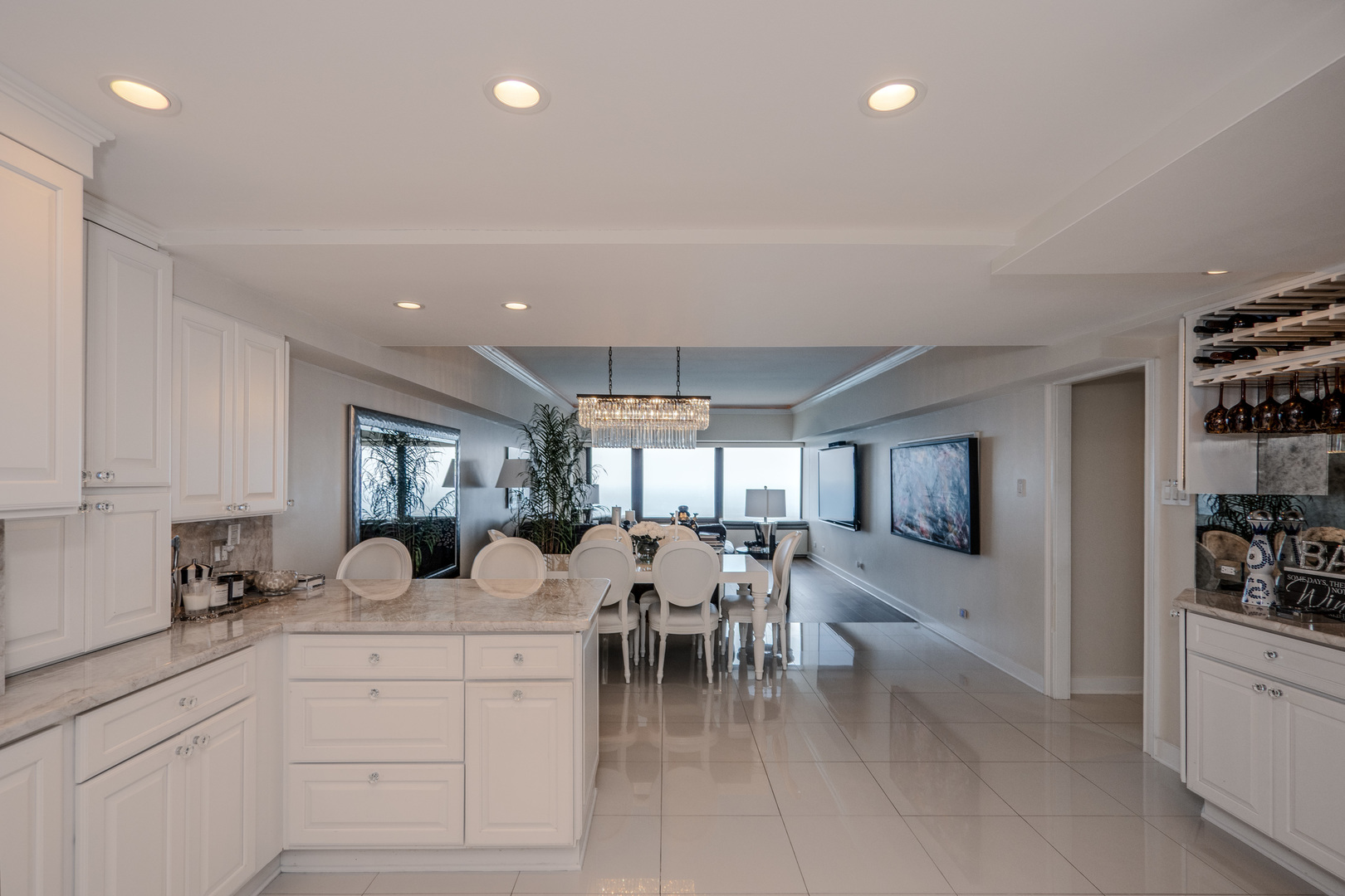 175 E Delaware Place 7107