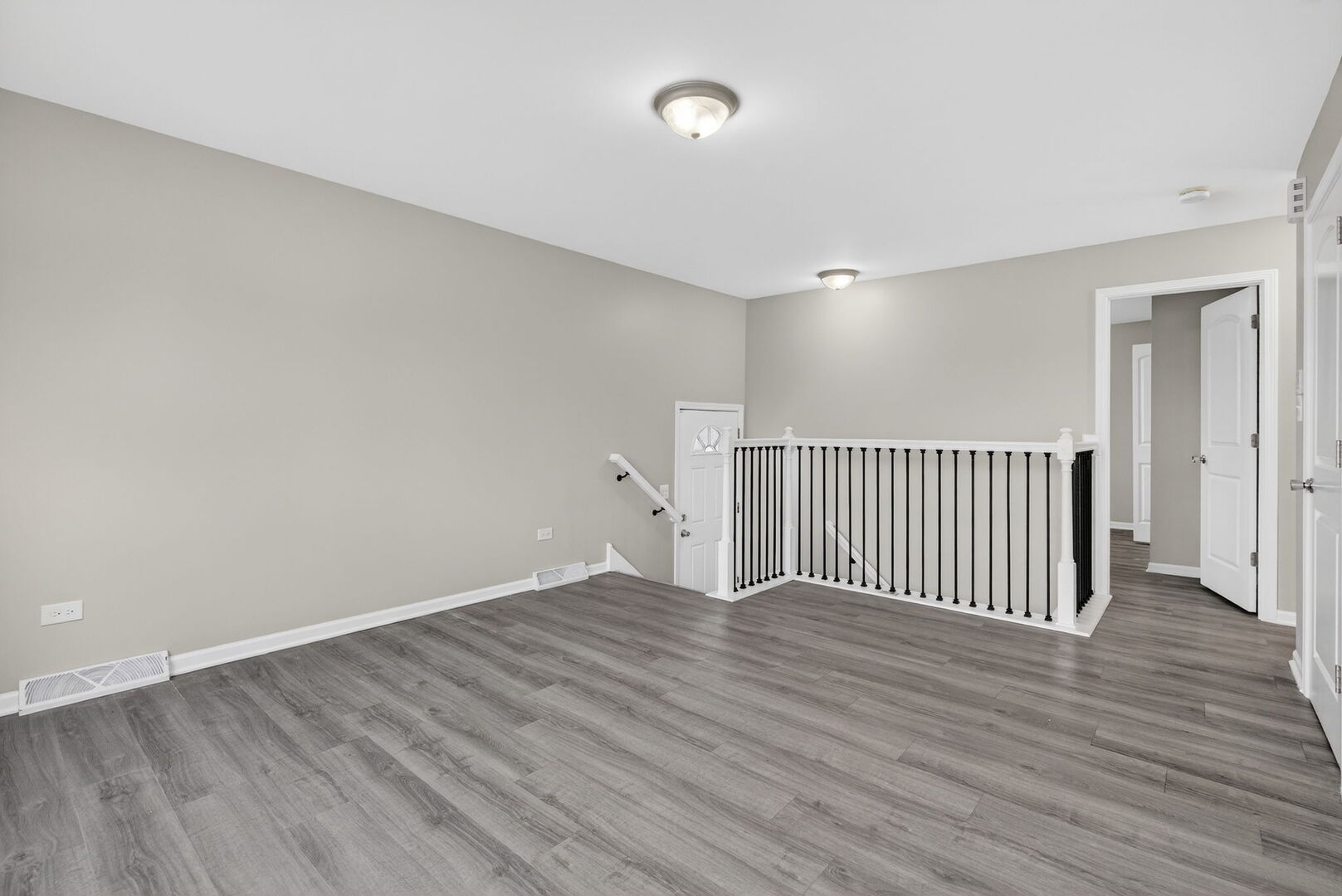 1537 W 165th Street