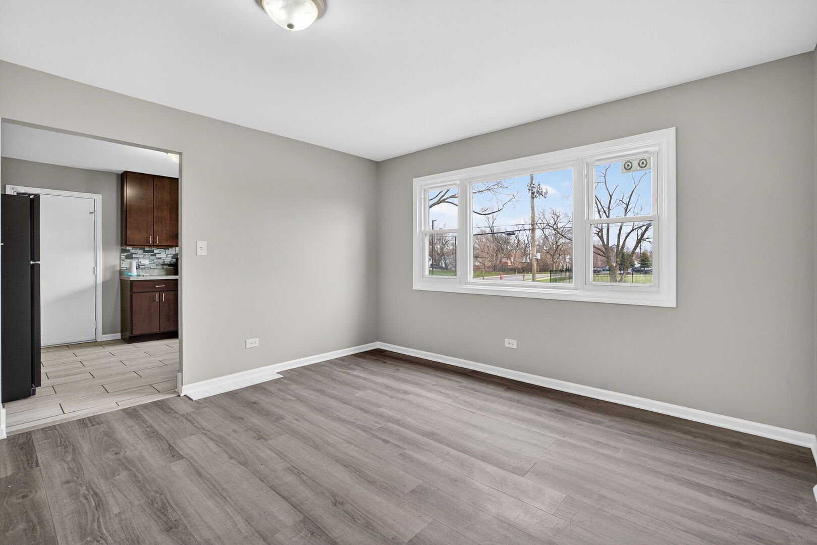 1537 W 165th Street