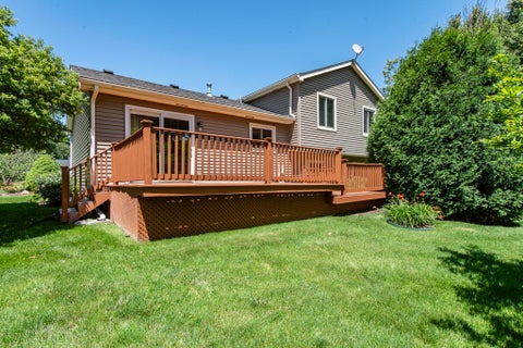 Tiny photo for 17505 W Woodland Drive, Grayslake, IL 60030 (MLS # 12675276)