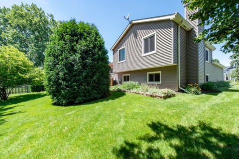 Tiny photo for 17505 W Woodland Drive, Grayslake, IL 60030 (MLS # 12675276)