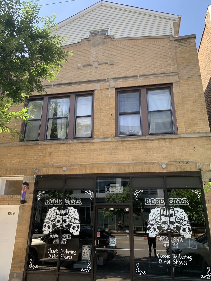 1849 W Chicago Avenue
