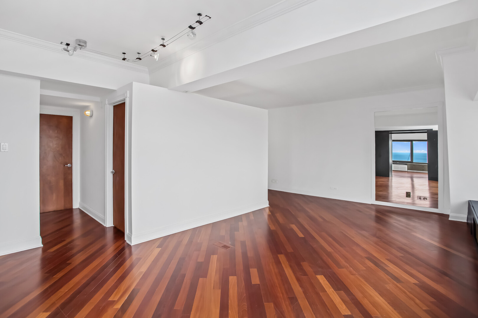 175 E Delaware Place 5002