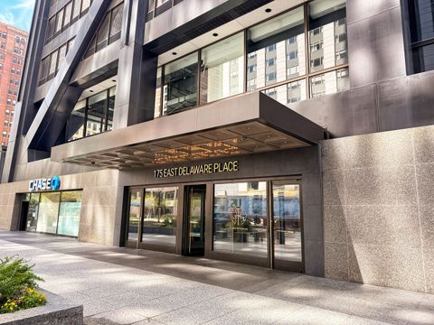 Photo of 175 E Delaware Place #5002, Chicago, IL 60611 (MLS # 12643181)