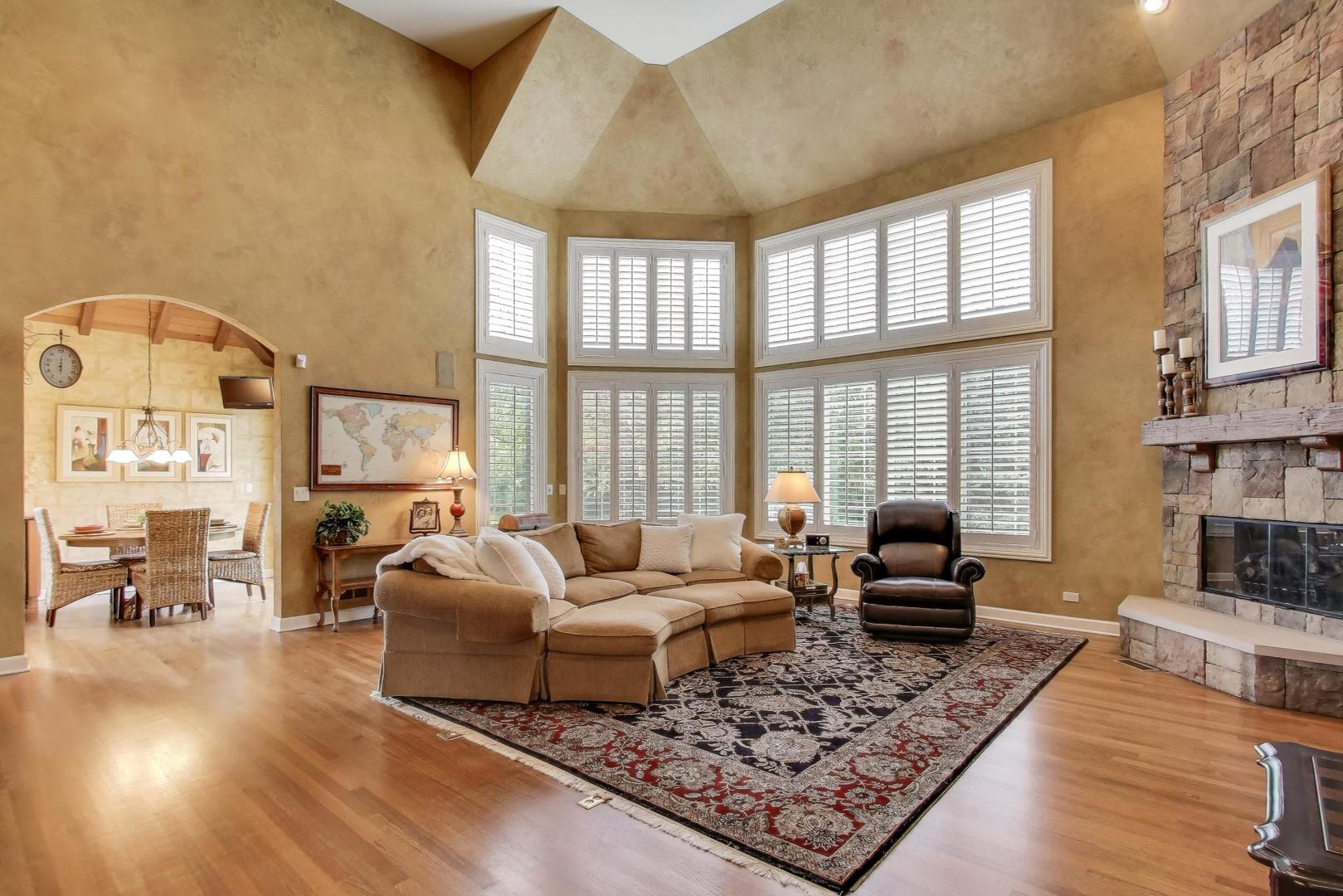 2050 Meadowview Court