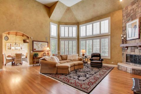 Tiny photo for 2050 Meadowview Court, Northbrook, IL 60062 (MLS # 12491441)