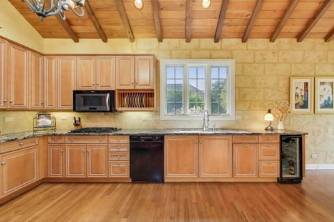 Tiny photo for 2050 Meadowview Court, Northbrook, IL 60062 (MLS # 12491441)