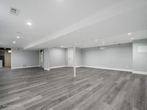 Tiny photo for 8211 Mango Avenue, Morton Grove, IL 60053 (MLS # 12736000)