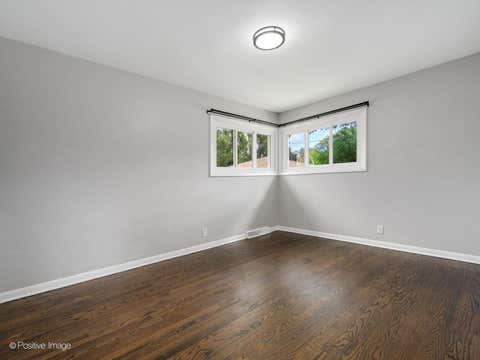 Tiny photo for 8211 Mango Avenue, Morton Grove, IL 60053 (MLS # 12736000)