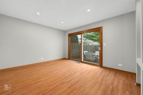 Tiny photo for 524 Jordan Way, Bolingbrook, IL 60440 (MLS # 12512543)