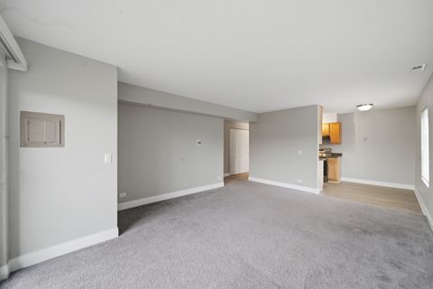 Tiny photo for 900 Perrie Drive #204, Elk Grove Village, IL 60007 (MLS # 12626254)