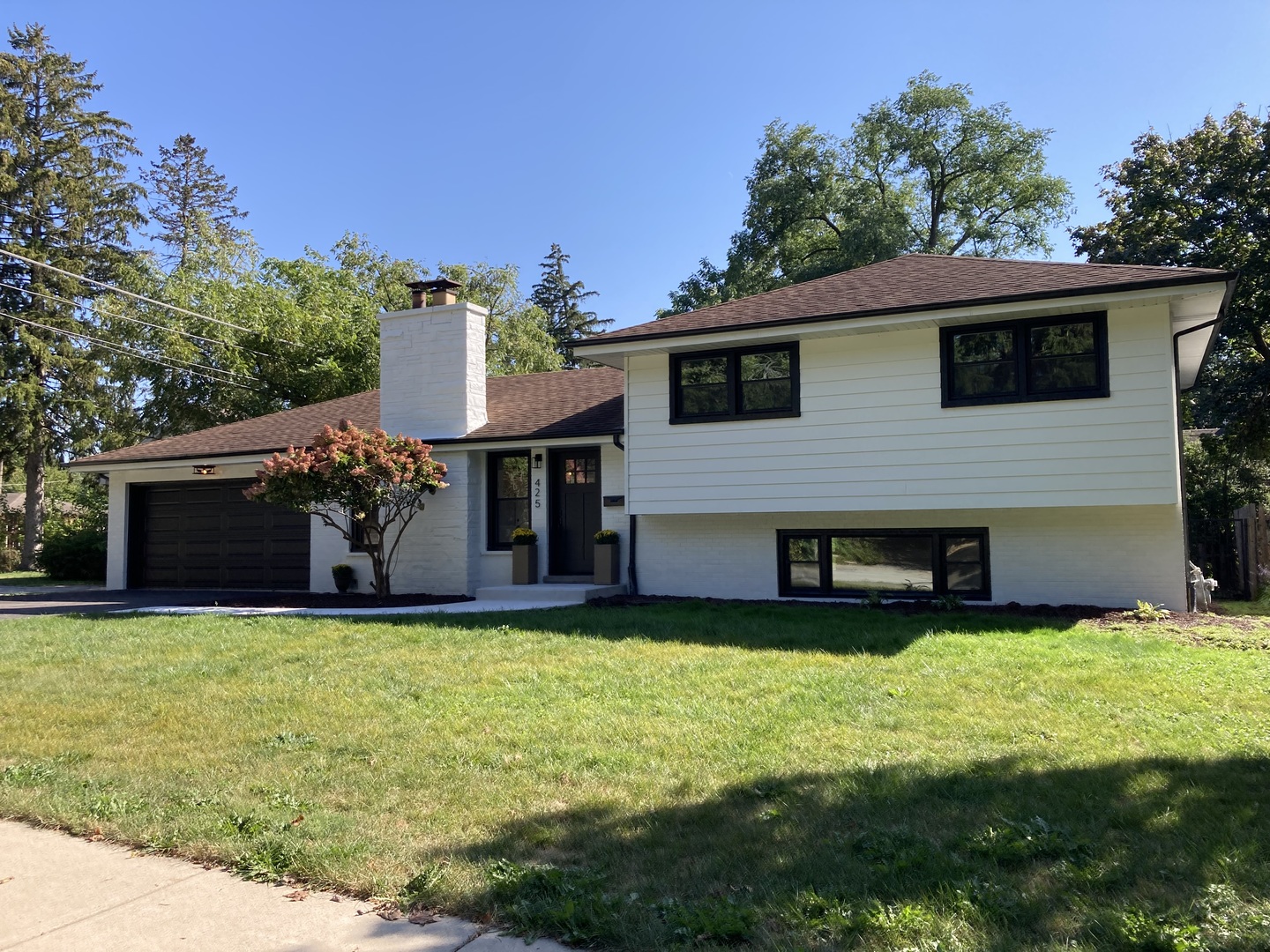 425 Hill Street