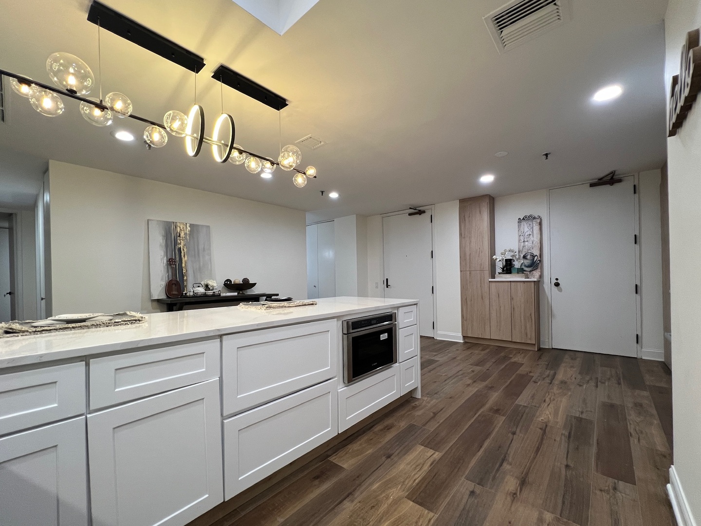 680 N Lake Shore Drive 919