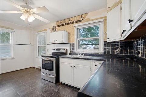 Tiny photo for 306 E Columbia Street, Danvers, IL 61732 (MLS # 12755823)