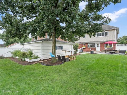 Tiny photo for 871 S Chatham Avenue, Elmhurst, IL 60126 (MLS # 12612326)
