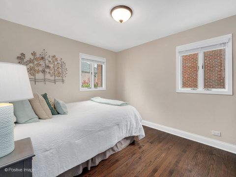 Tiny photo for 871 S Chatham Avenue, Elmhurst, IL 60126 (MLS # 12612326)