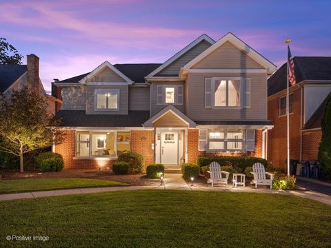 Tiny photo for 871 S Chatham Avenue, Elmhurst, IL 60126 (MLS # 12612326)