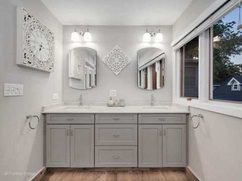 Tiny photo for 871 S Chatham Avenue, Elmhurst, IL 60126 (MLS # 12612326)