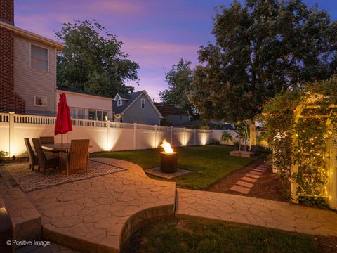 Tiny photo for 871 S Chatham Avenue, Elmhurst, IL 60126 (MLS # 12612326)