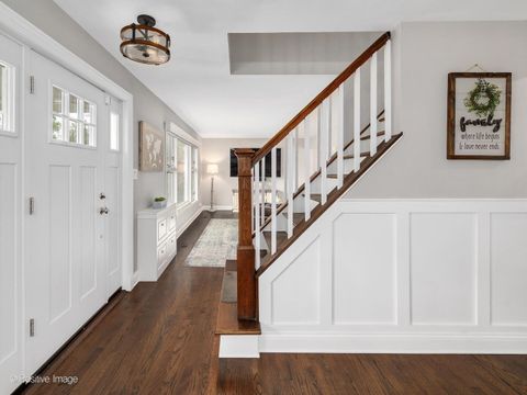 Tiny photo for 871 S Chatham Avenue, Elmhurst, IL 60126 (MLS # 12612326)