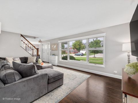 Tiny photo for 871 S Chatham Avenue, Elmhurst, IL 60126 (MLS # 12612326)