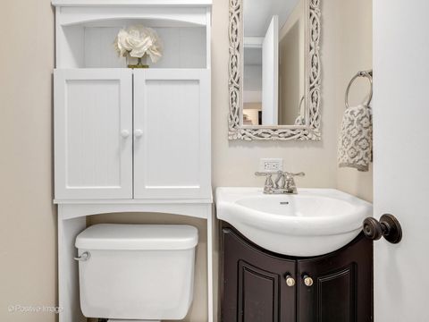 Tiny photo for 871 S Chatham Avenue, Elmhurst, IL 60126 (MLS # 12612326)